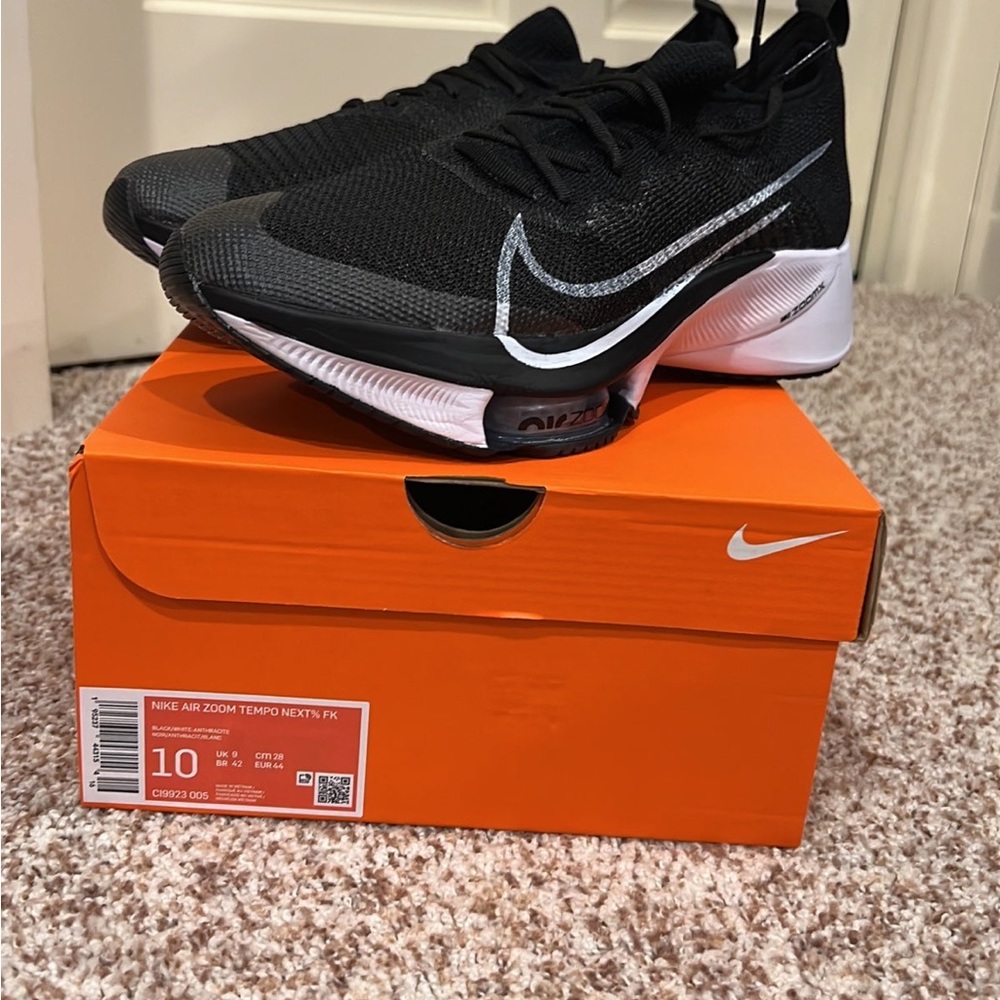 Nike Air Zoom Tempo Next%